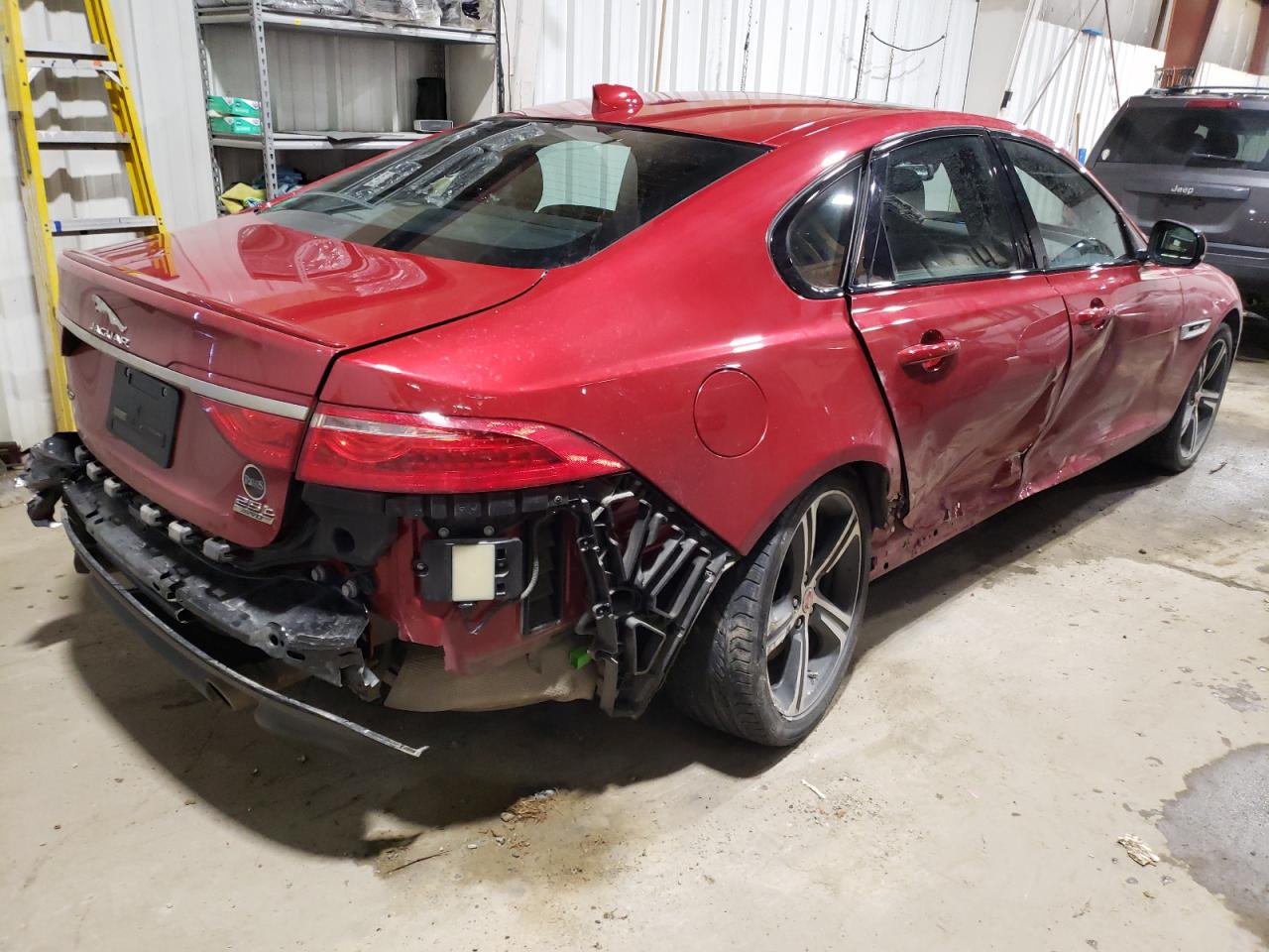 Image 3 of 2018 JAGUAR XF R - SPORT 2018 with VIN SAJBL4FX9JCY56765