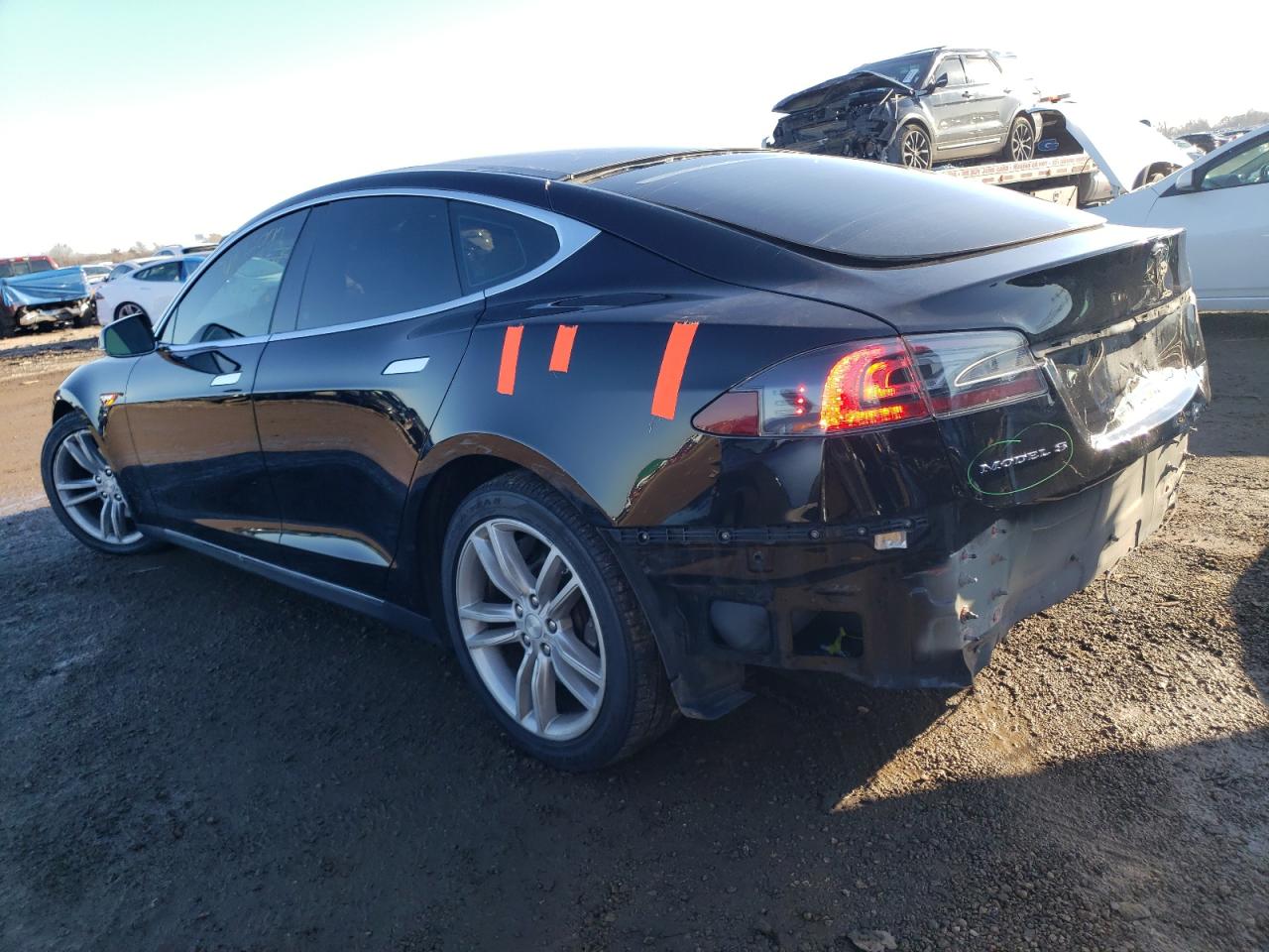 Obraz 2 z 2015 TESLA MODEL S 85D 2015 z VIN 5YJSA1H25FF096638