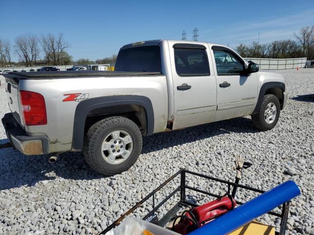 Image 3 of 2007 CHEVROLET SILVERADO K1500 CREW CAB 2007 with VIN 2GCEK13M371637192