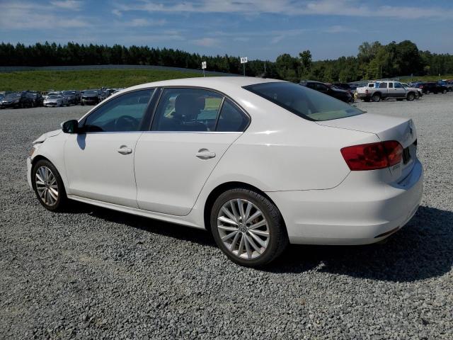 Image 2 of 2013 VOLKSWAGEN JETTA SEL 2013 with VIN 3VWLP7AJ3DM397079