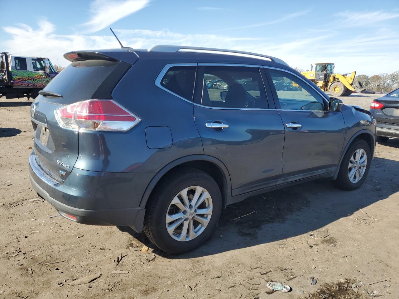 Image 3 of 2014 NISSAN ROGUE S 2014 with VIN 5N1AT2MV8EC799640
