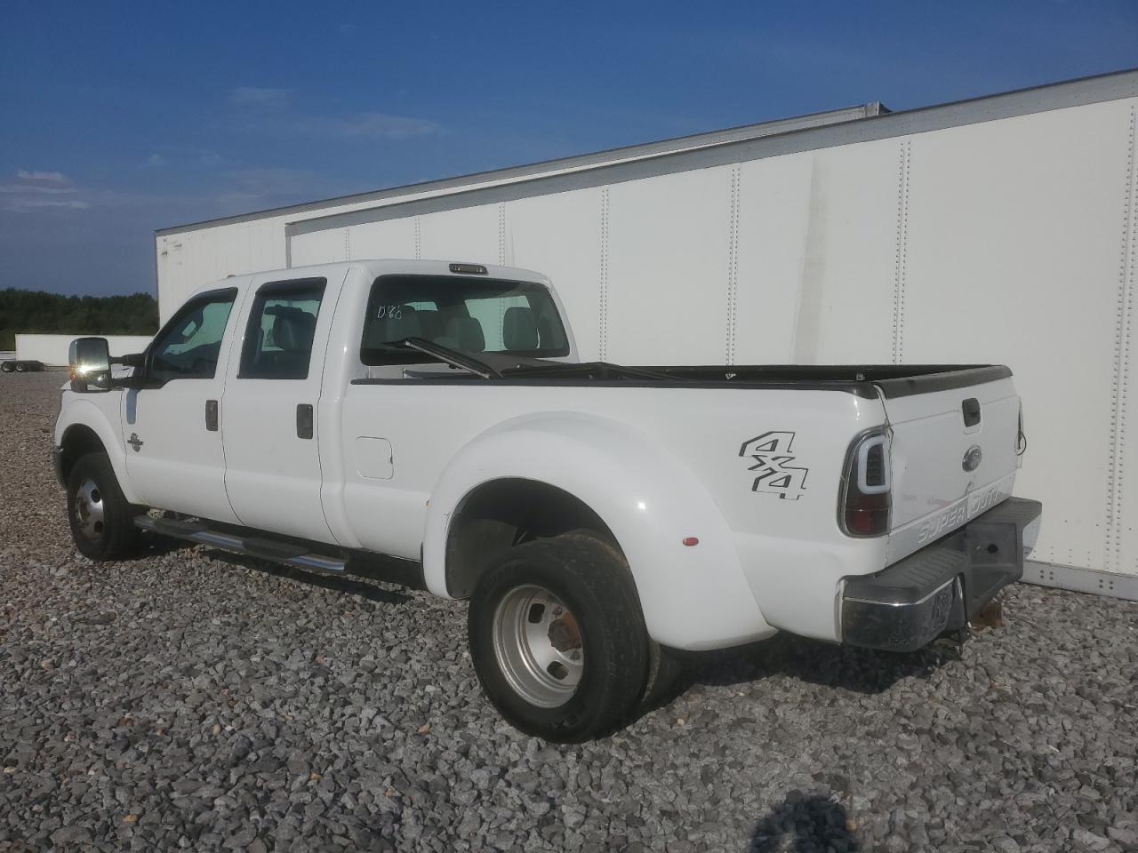 Image 3 of Ford F350 Super Duty 2013 with VIN 1FT8W3DT4DEB17158