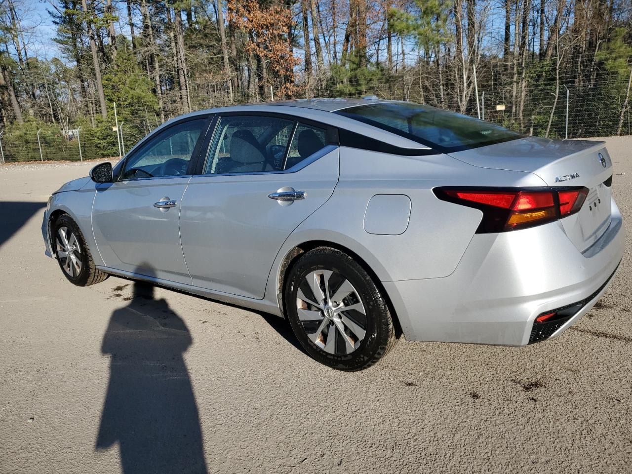 Image 2 of 2020 NISSAN ALTIMA S 2020 with VIN 1N4BL4BV7LC230918