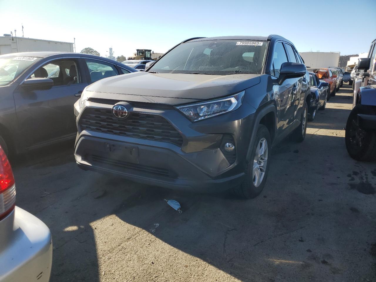 Obraz 1 z 2019 TOYOTA RAV4 XLE 2019 z VIN 2T3W1RFVXKW021824