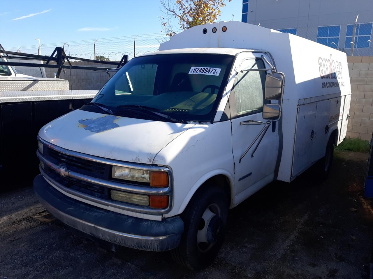 Image 1 of 2002 CHEVROLET EXPRESS G3500  2002 with VIN 1GBJG31R821159932