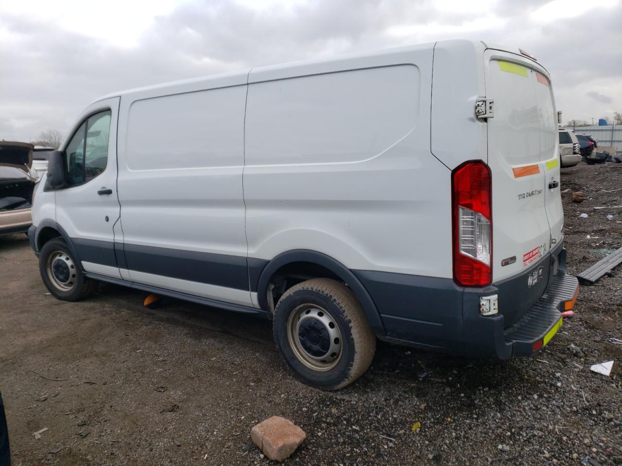 Изображение 2 2018 FORD TRANSIT T-250 2018 с VIN 1FTYR1ZM4JKA15322