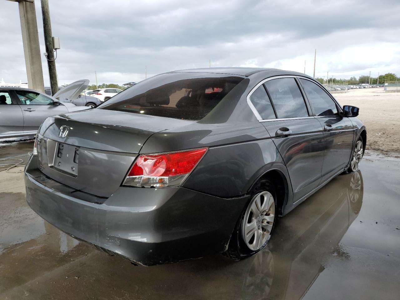Image 3 of 2008 HONDA ACCORD LXP 2008 with VIN 1HGCP26458A080711