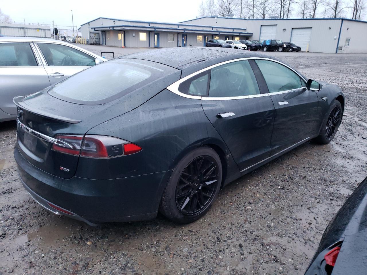 Obraz 3 z Tesla Model S 2013 z VIN 5YJSA1DP2DFP12066