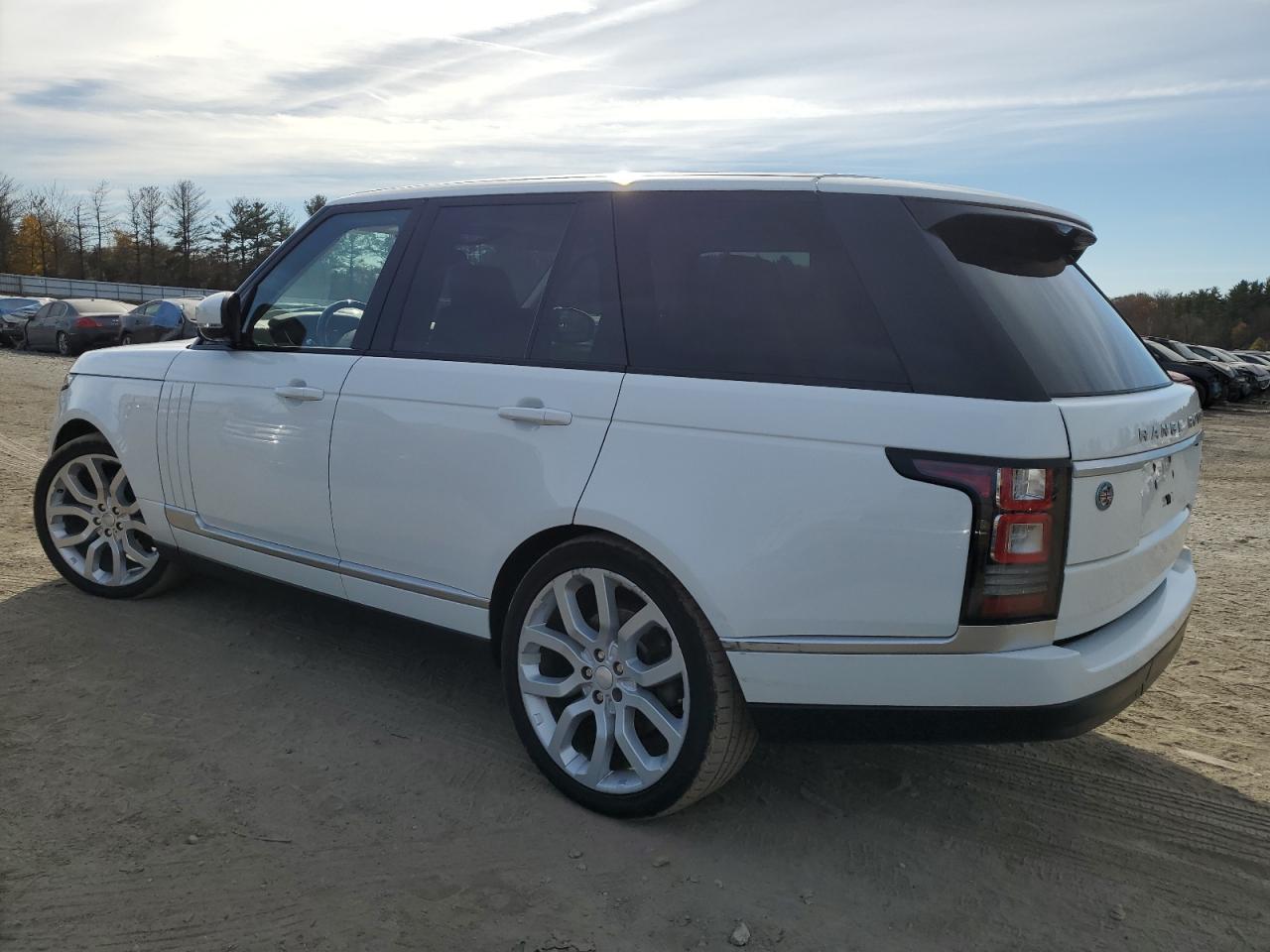 Obraz 2 z 2016 LAND ROVER RANGE ROVER 2016 z VIN SALGR2KF2GA297576