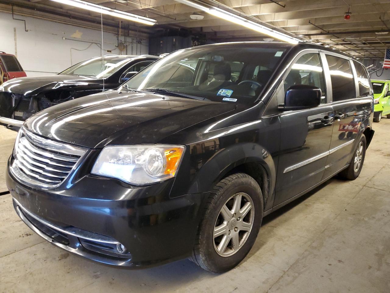Obraz 1 z 2011 CHRYSLER TOWN & COUNTRY TOURING 2011 z VIN 2A4RR5DGXBR636817