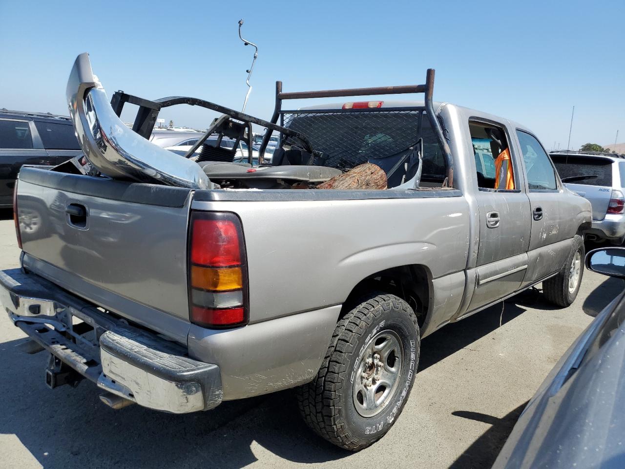 Obraz 3 z 2006 GMC NEW SIERRA C1500 2006 z VIN 2GTEC13Z961256440