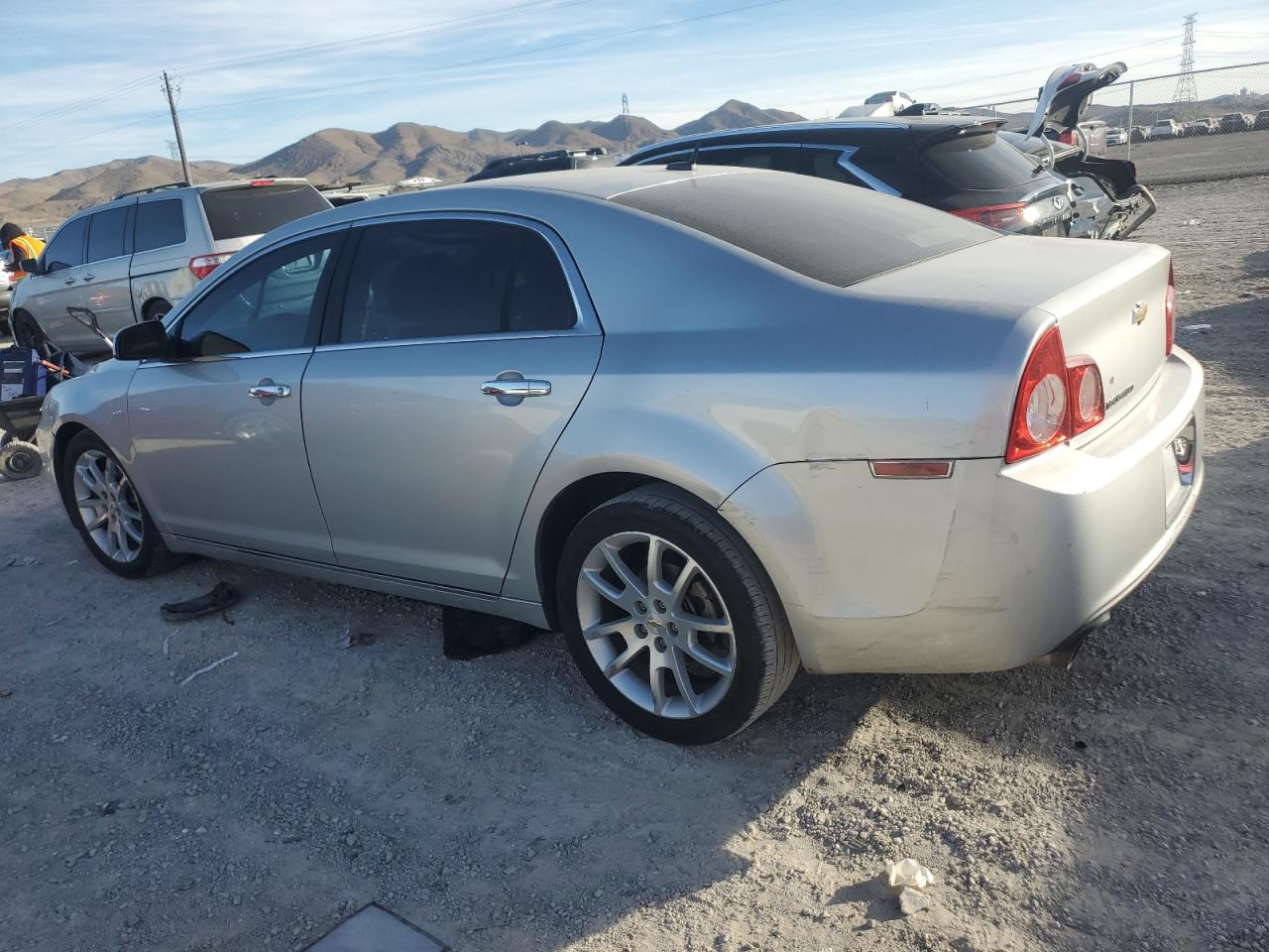 Obraz 2 z 2010 CHEVROLET MALIBU LTZ 2010 z VIN 1G1ZE5E7XAF134369