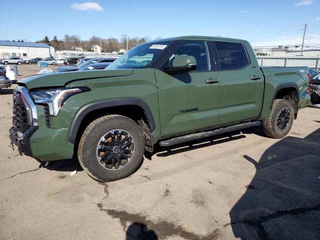 Изображение 2022 TOYOTA TUNDRA CREWMAX SR 2022