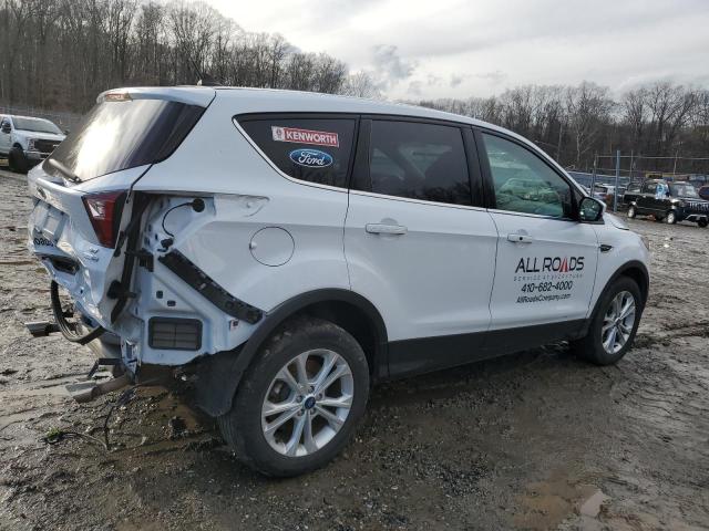 Image 3 of 2019 FORD ESCAPE SE 2019 with VIN 1FMCU9GD3KUA12584
