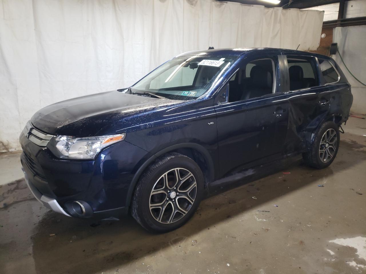 2015 MITSUBISHI OUTLANDER GT 2015 image