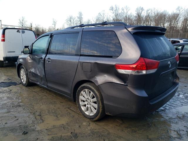 Obraz 2 z 2013 TOYOTA SIENNA XLE 2013 z VIN 5TDDK3DC4DS071190