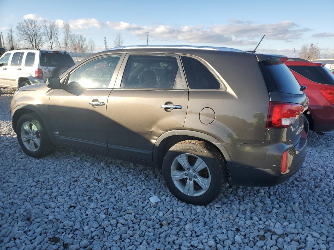 Image 2 of 2014 KIA SORENTO EX 2014 with VIN 5XYKUDA76EG482877