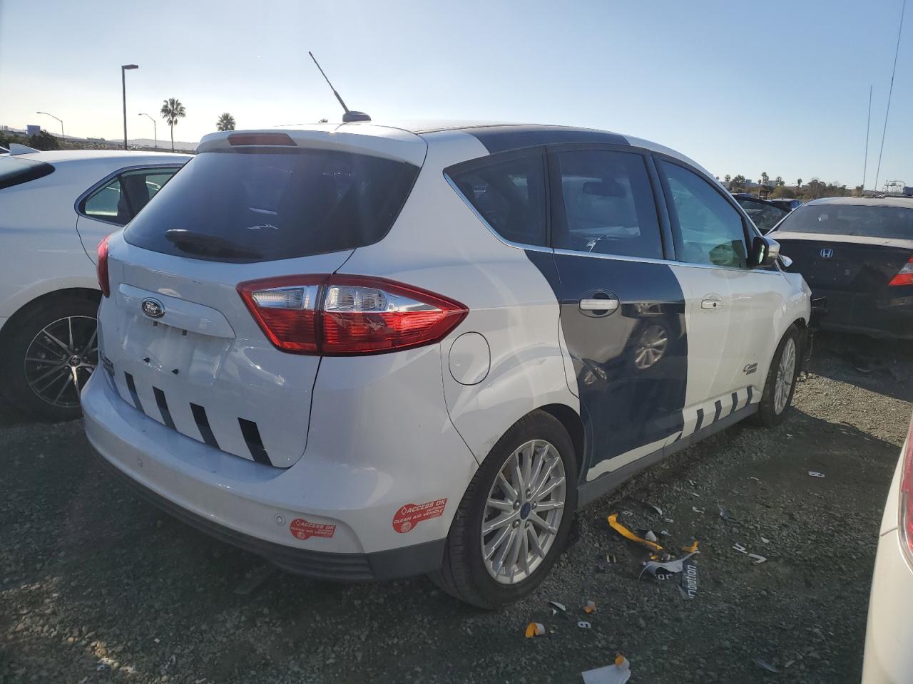 Obraz 3 z 2016 FORD C-MAX PREMIUM SEL 2016 z VIN 1FADP5CU3GL103212