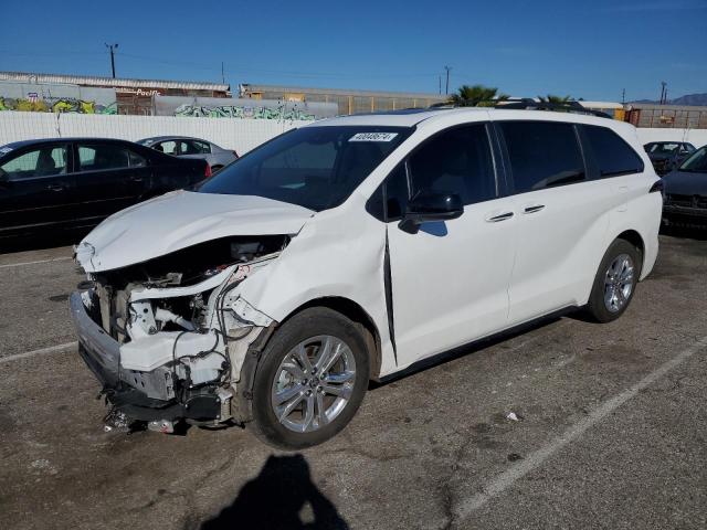 2022 TOYOTA SIENNA XSE 2022 image