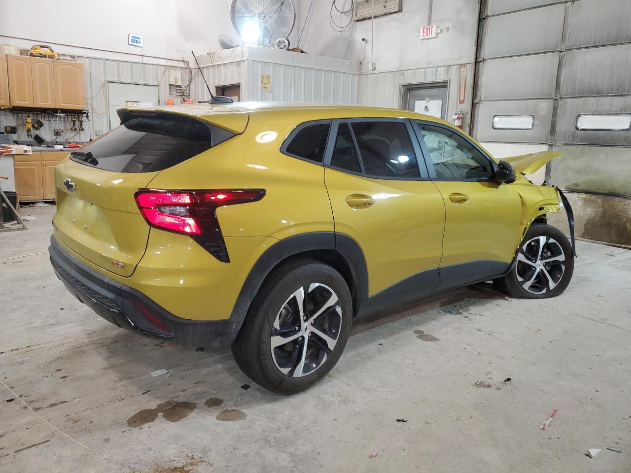 Image 3 of 2024 CHEVROLET TRAX 1RS 2024 with VIN KL77LGE25RC089727