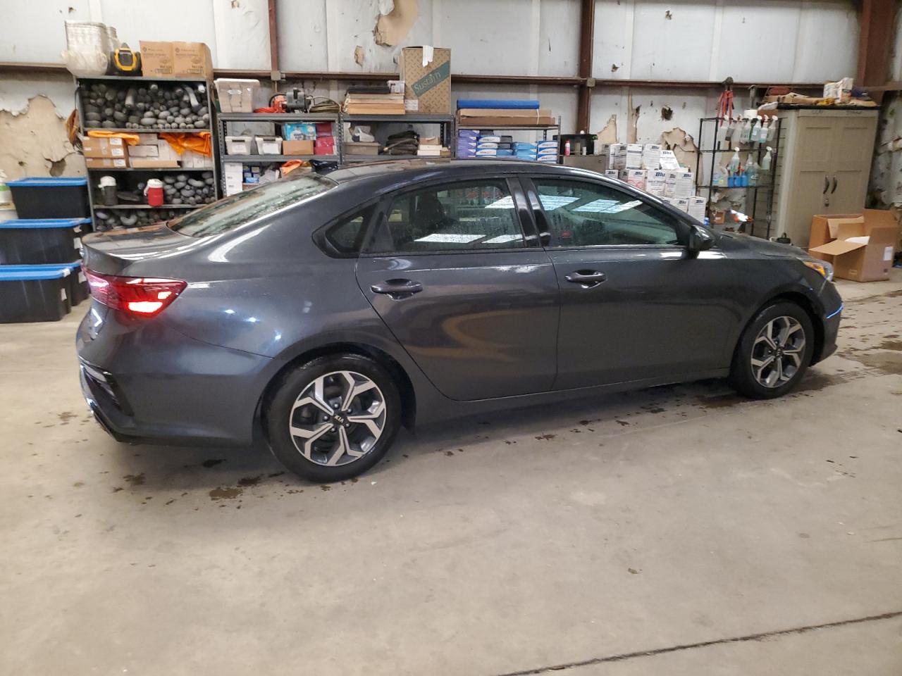 Изображение 3 2019 KIA FORTE FE 2019 с VIN 3KPF24ADXKE099417