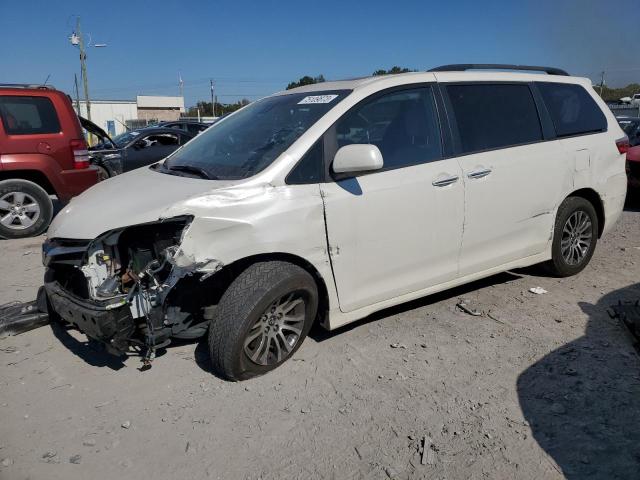 Изображение 2019 TOYOTA SIENNA XLE 2019