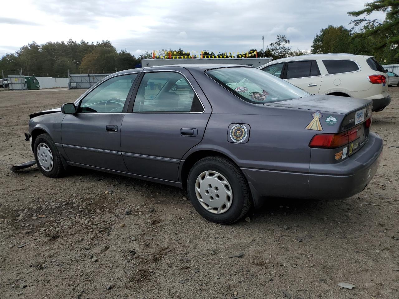 Obraz 2 z 1999 TOYOTA CAMRY CE 1999 z VIN 4T1BG22K6XU431102