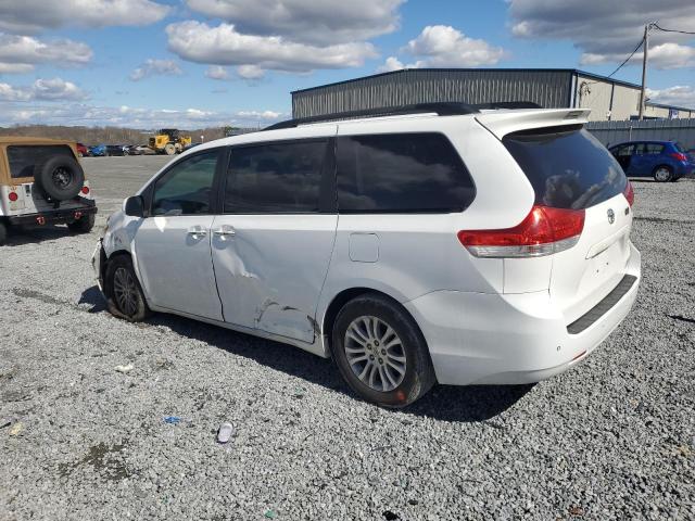 Obraz 2 z 2013 TOYOTA SIENNA XLE 2013 z VIN 5TDYK3DC6DS324382