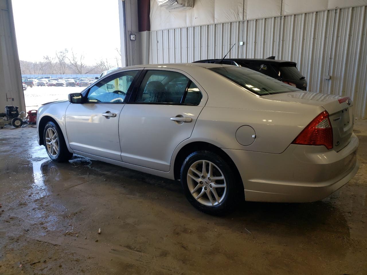 Изображение 2 2012 FORD FUSION S 2012 с VIN 3FAHP0GA2CR374567