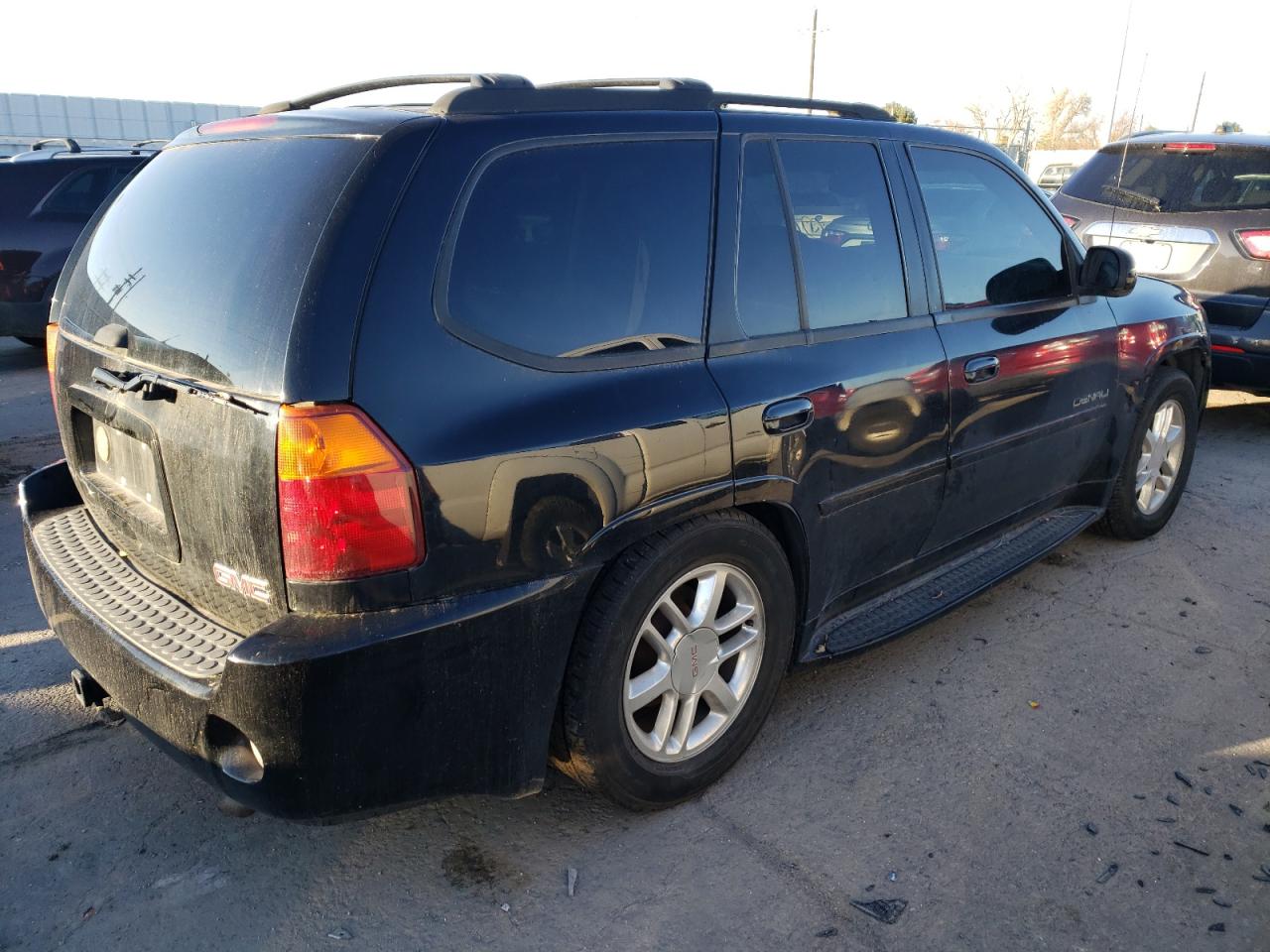 Изображение 3 2006 GMC ENVOY DENALI 2006 с VIN 1GKET63M462345791