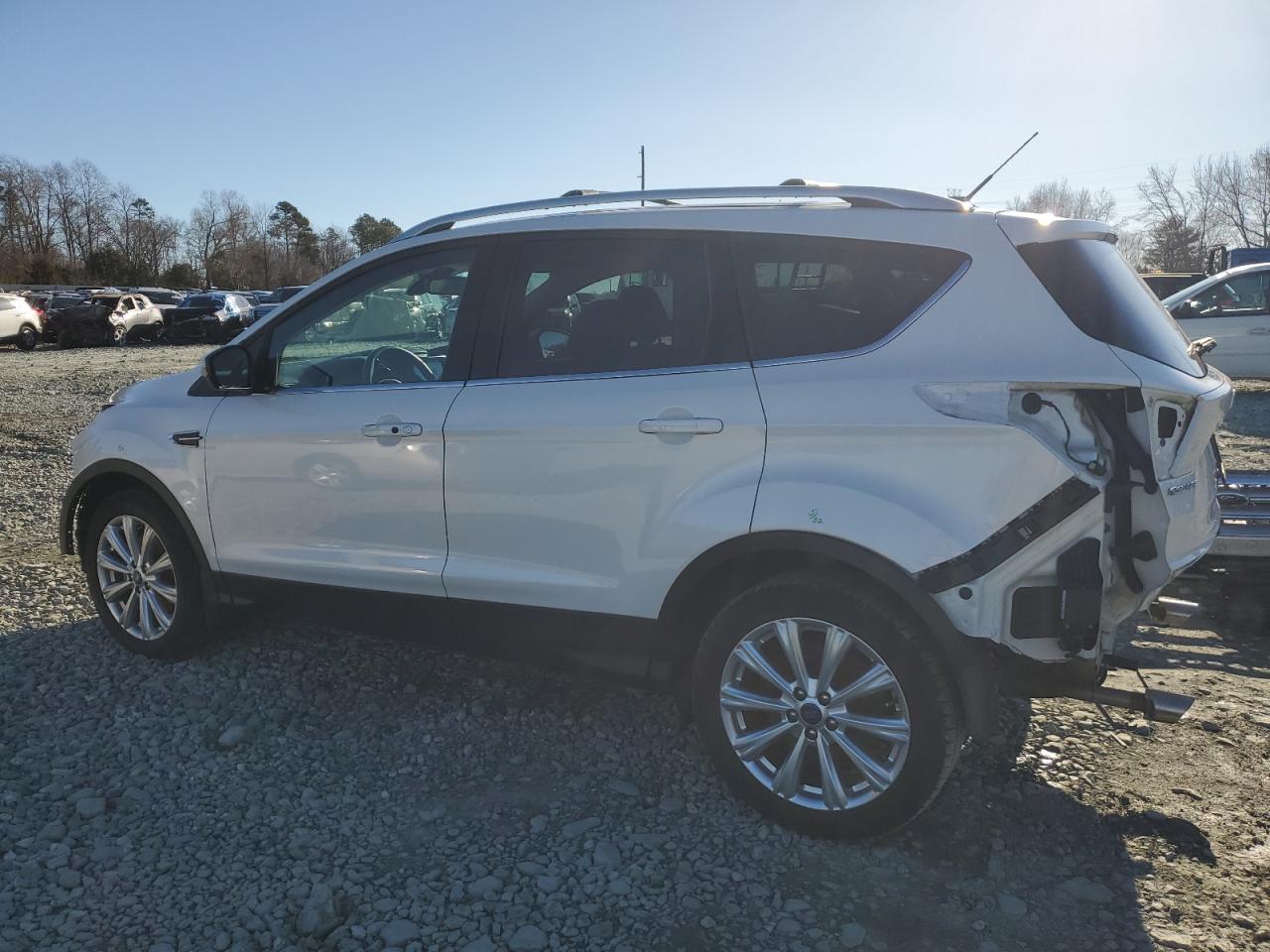 Obraz 2 z 2017 FORD ESCAPE TITANIUM 2017 z VIN 1FMCU0J92HUE32314