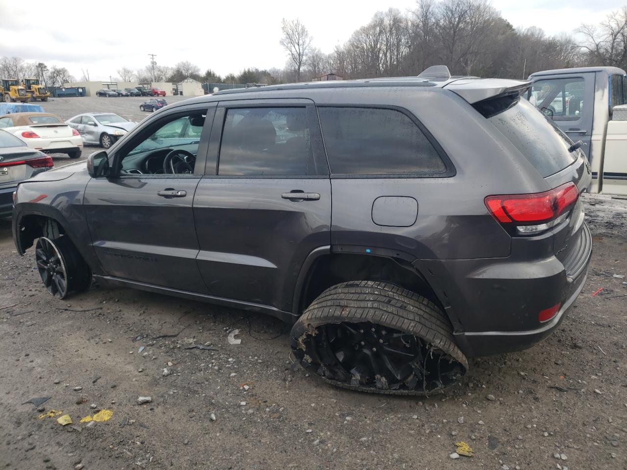 Obraz 2 z 2018 JEEP GRAND CHEROKEE LAREDO 2018 z VIN 1C4RJFAGXJC178730