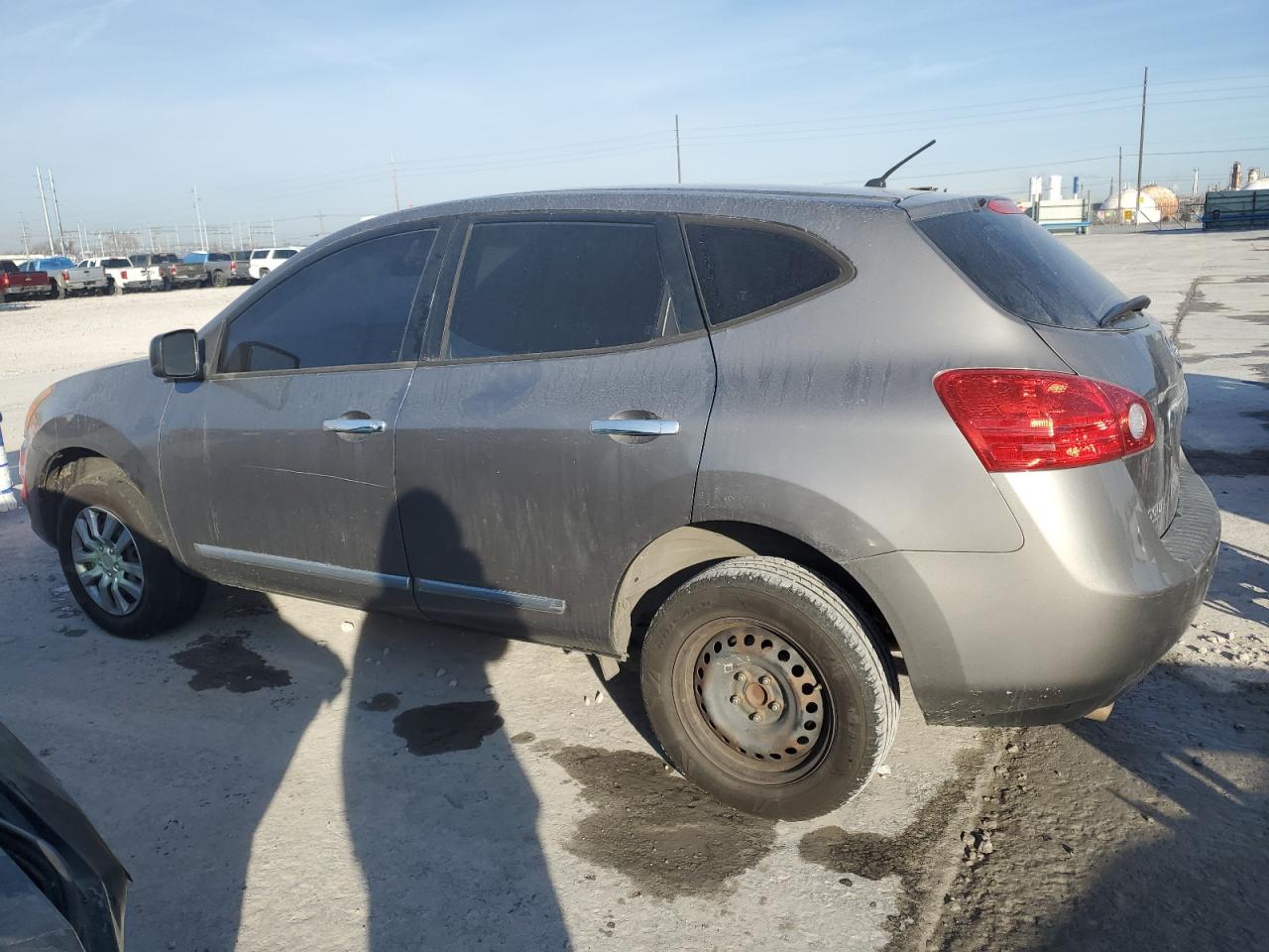 Image 2 of 2014 NISSAN ROGUE SELECT S 2014 with VIN JN8AS5MT1EW604665