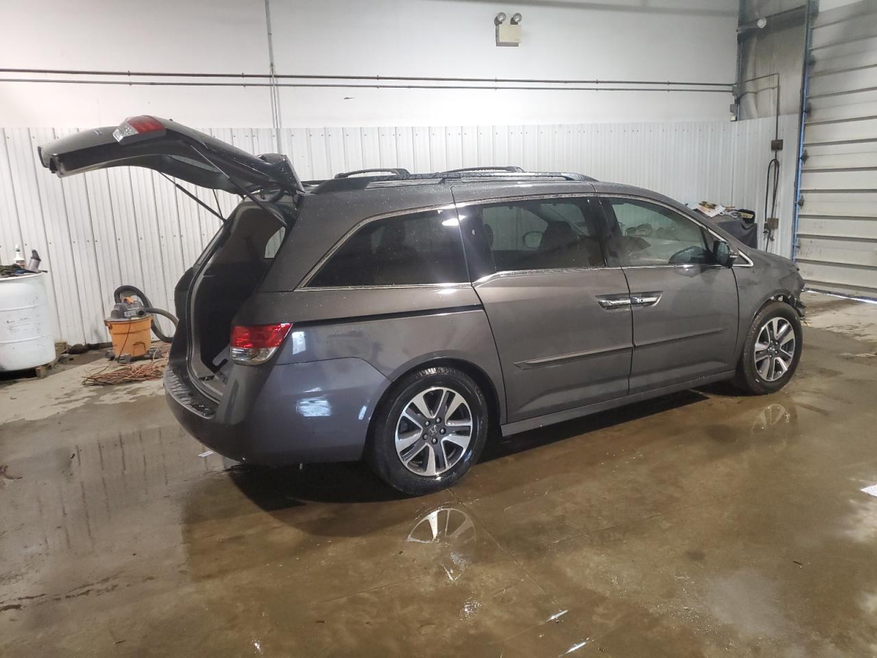 Image 3 of 2014 HONDA ODYSSEY TOURING 2014 with VIN 5FNRL5H95EB059634
