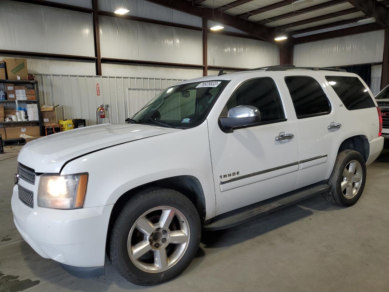 Image 1 of 2009 CHEVROLET TAHOE C1500 LTZ 2009 with VIN 1GNFC33J29R294038