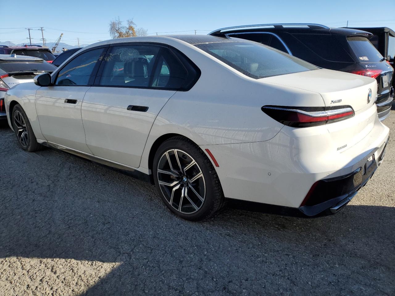 Obraz 2 z 2023 BMW 760 XI 2023 z VIN WBA33EJ06PCM38852