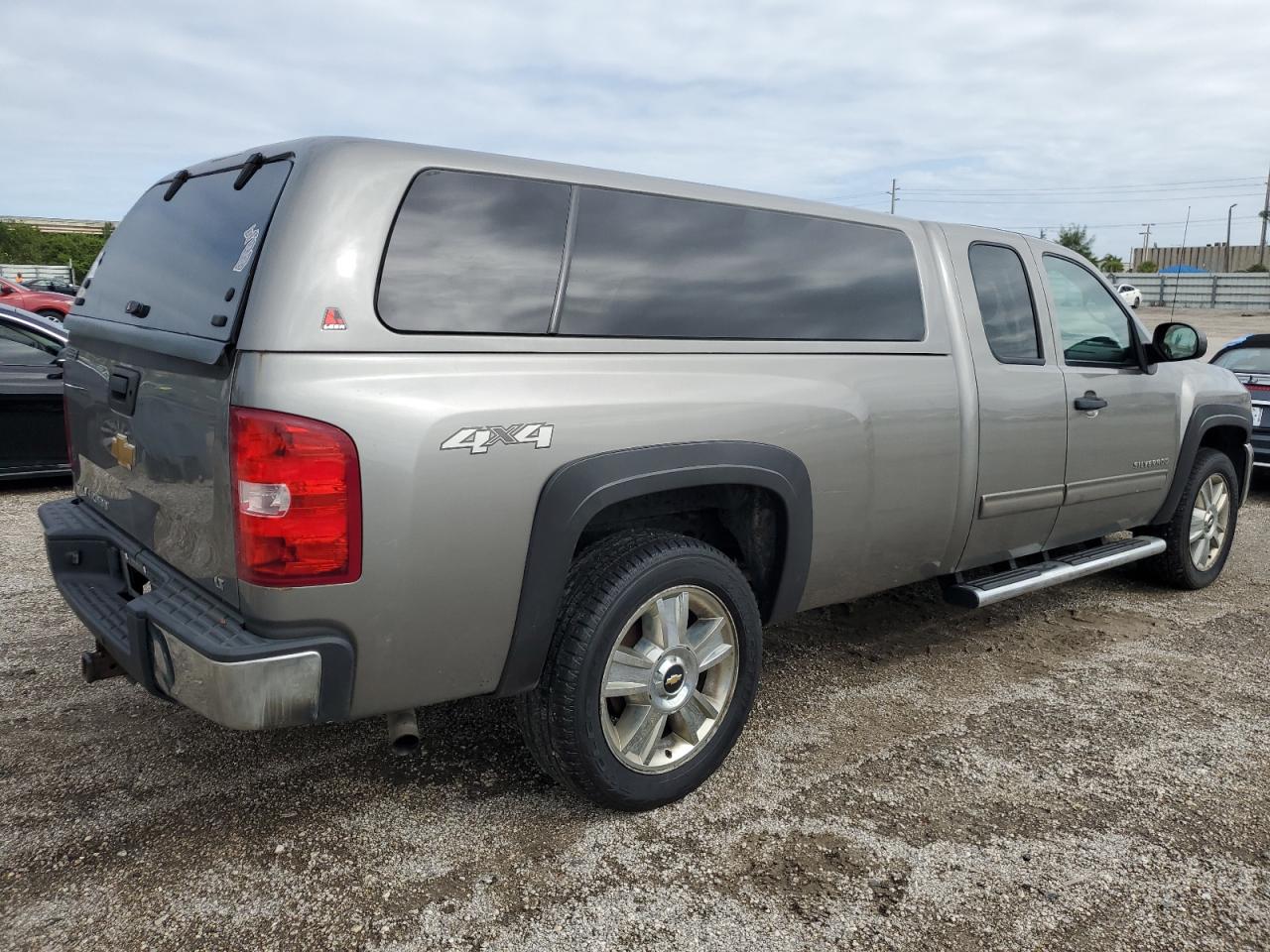 Obraz 3 z 2013 CHEVROLET SILVERADO K1500 LT 2013 z VIN 1GCRKSE02DZ315034