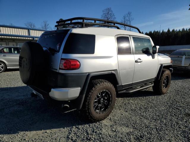 Image 3 of 2007 TOYOTA FJ CRUISER  2007 with VIN JTEBU11F070100353