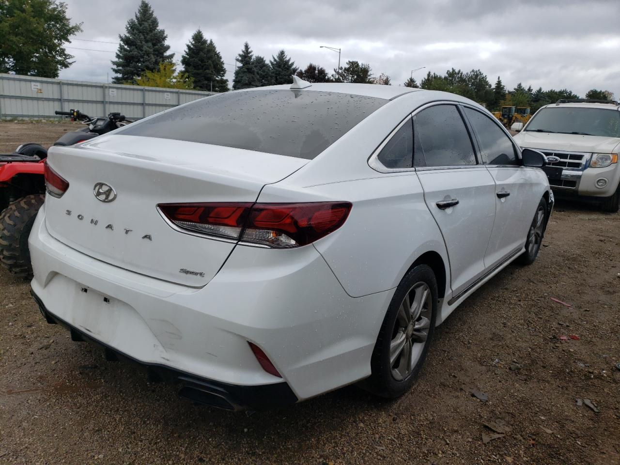 Изображение 3 2018 HYUNDAI SONATA SPORT 2018 с VIN 5NPE34AF2JH699613