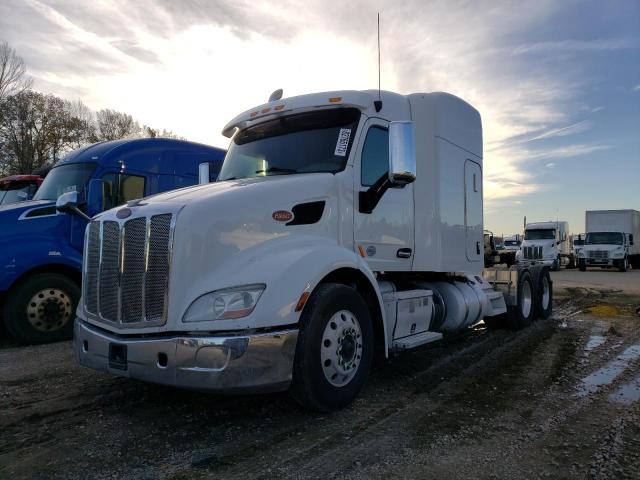 Obraz 2 z 2016 PETERBILT 579  2016 z VIN 1XPBDP9X0GD335654
