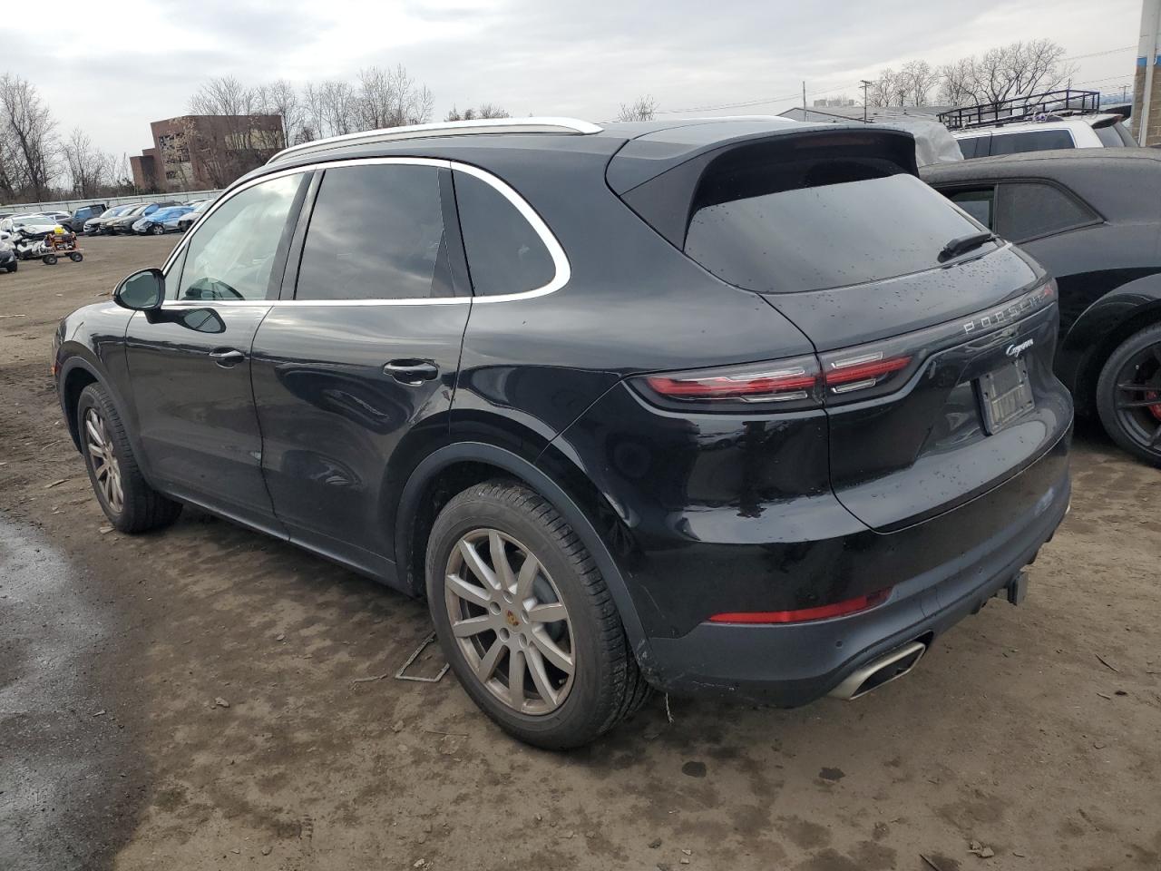Изображение 2 2019 PORSCHE CAYENNE  2019 с VIN WP1AA2AY7KDA11752