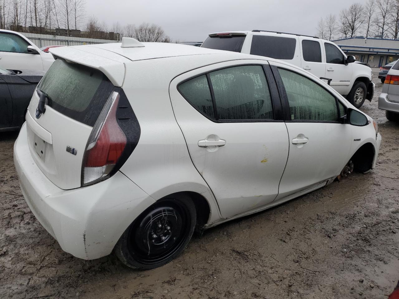 Obraz 3 z 2015 TOYOTA PRIUS C  2015 z VIN JTDKDTB32F1577461