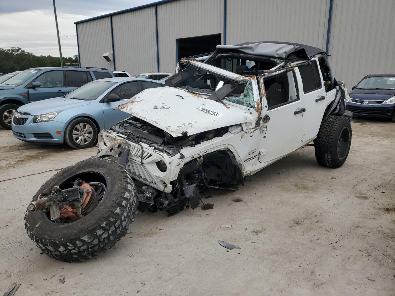 Obraz 1 z 2016 JEEP WRANGLER UNLIMITED SAHARA 2016 z VIN 1C4BJWEG1GL208105