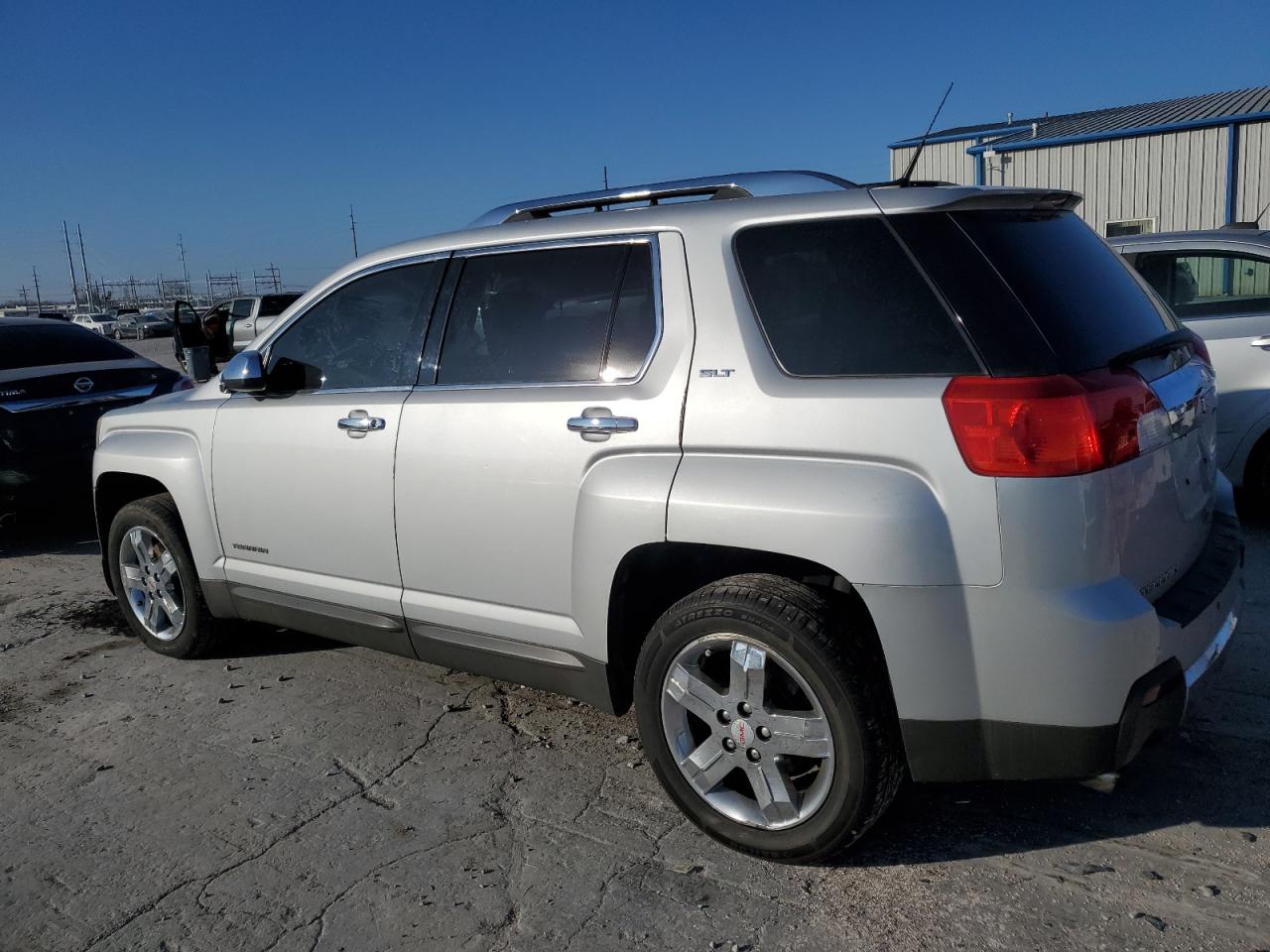 Image 2 of 2012 GMC TERRAIN SLT 2012 with VIN 2GKFLXE56C6355964