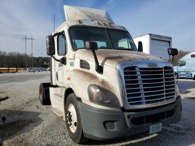 Изображение 2016 FREIGHTLINER CASCADIA 113  2016