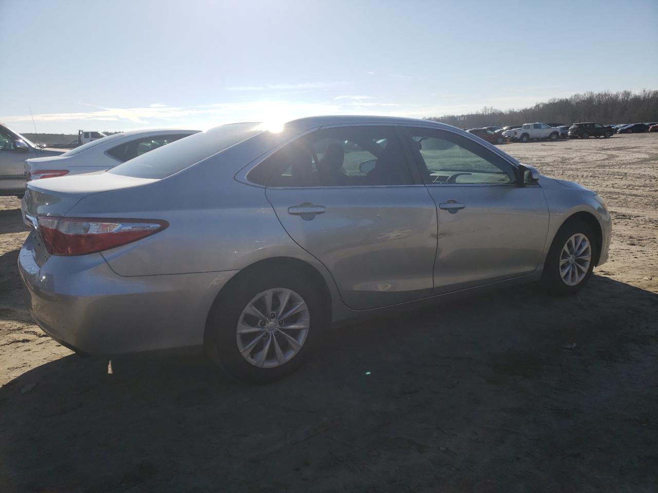 Image 3 of 2016 TOYOTA CAMRY LE 2016 with VIN 4T4BF1FK1GR553976