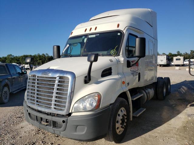 Изображение 2 2018 FREIGHTLINER CASCADIA 113  2018 с VIN 3AKJGHDV0JSKA5735
