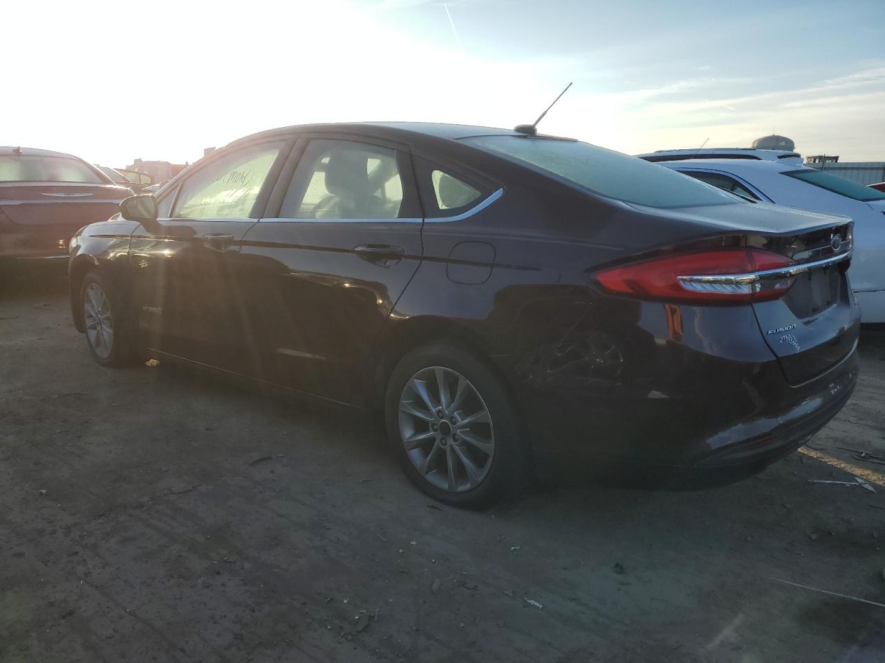 Obraz 2 z 2017 FORD FUSION SE HYBRID 2017 z VIN 3FA6P0LU5HR250694