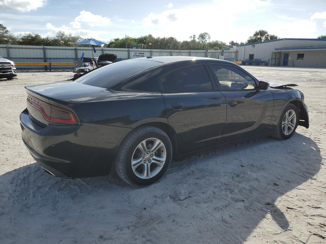 Obraz 3 z 2015 DODGE CHARGER SE 2015 z VIN 2C3CDXBG6FH870817
