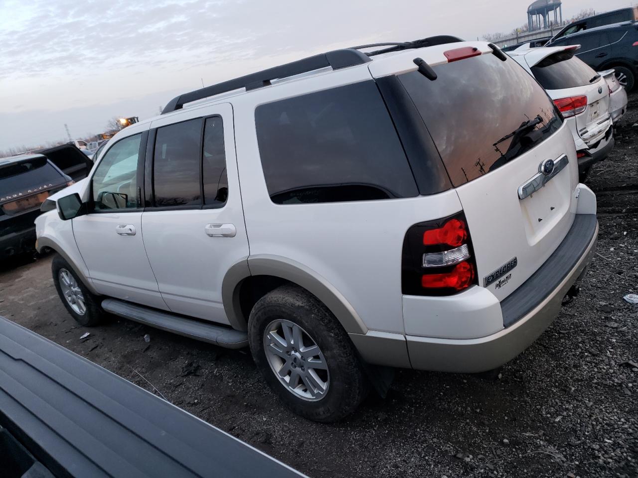 Изображение 2 2010 FORD EXPLORER EDDIE BAUER 2010 с VIN 1FMEU7EEXAUA48702